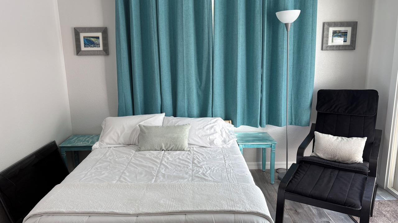 Photo of Bedroom in Magnolia Heights
