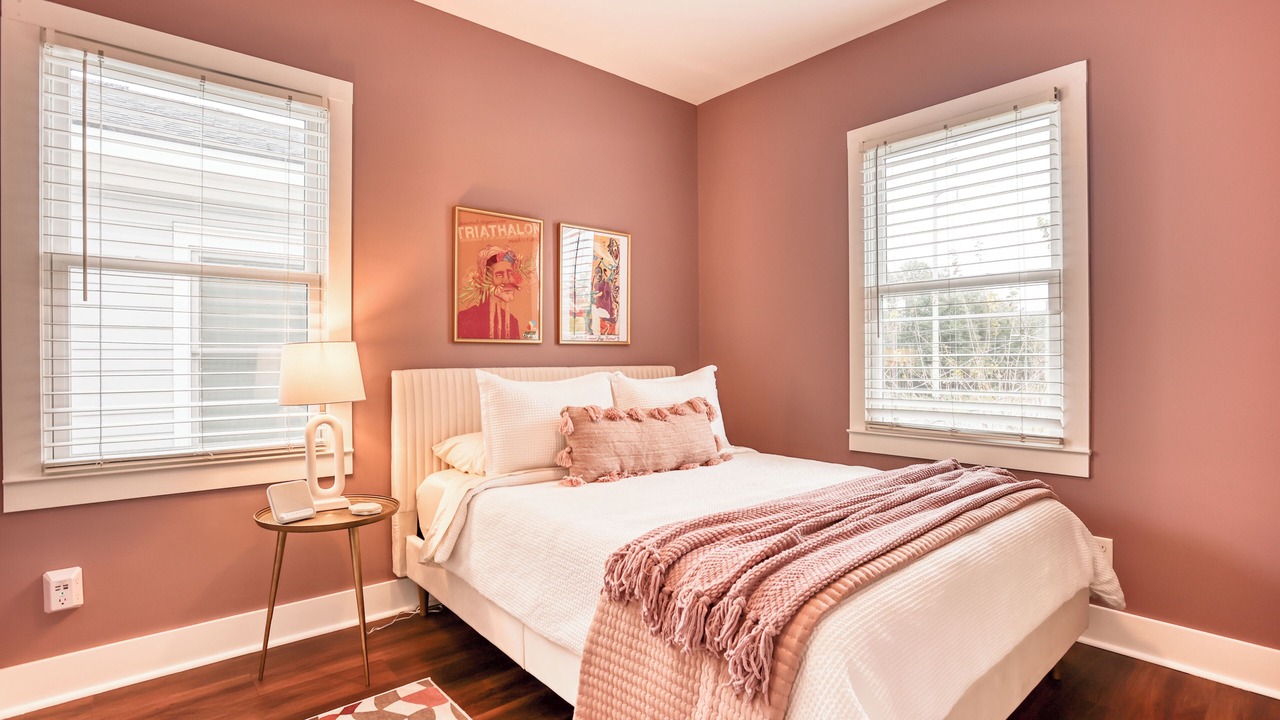 Photo of Bedroom in Midtown