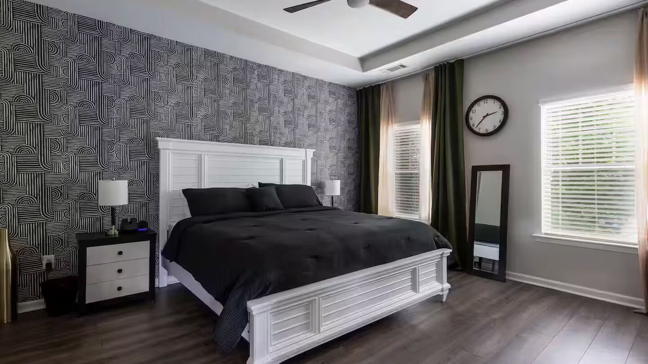 Photo of Bedroom in Dacula