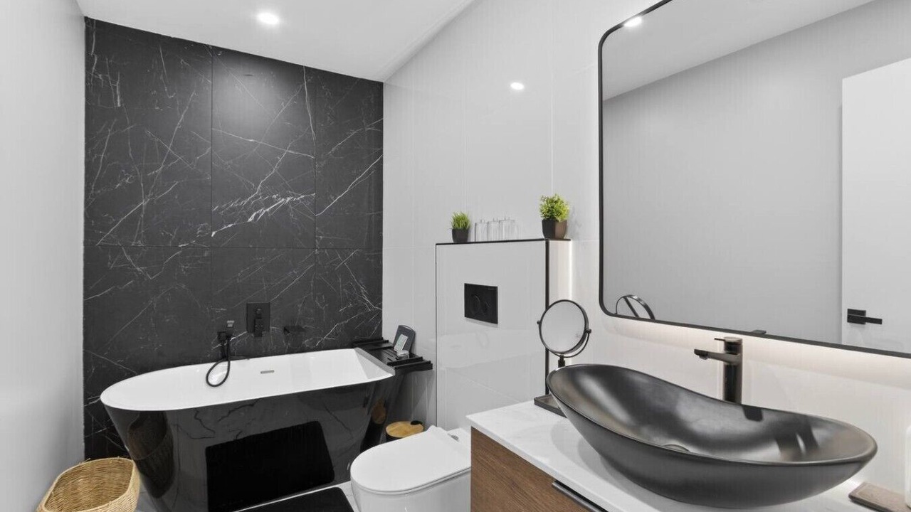 Photo of Bathroom in Drayton
