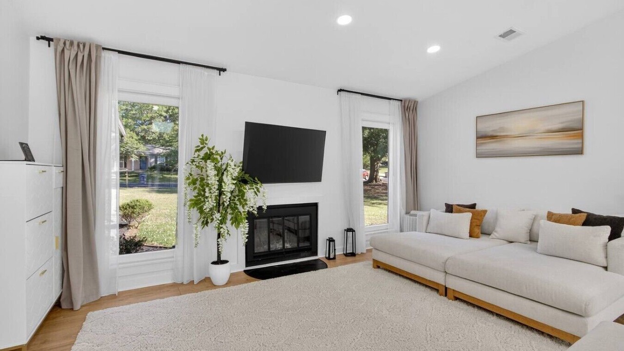 Photo of Livingroom in Drayton