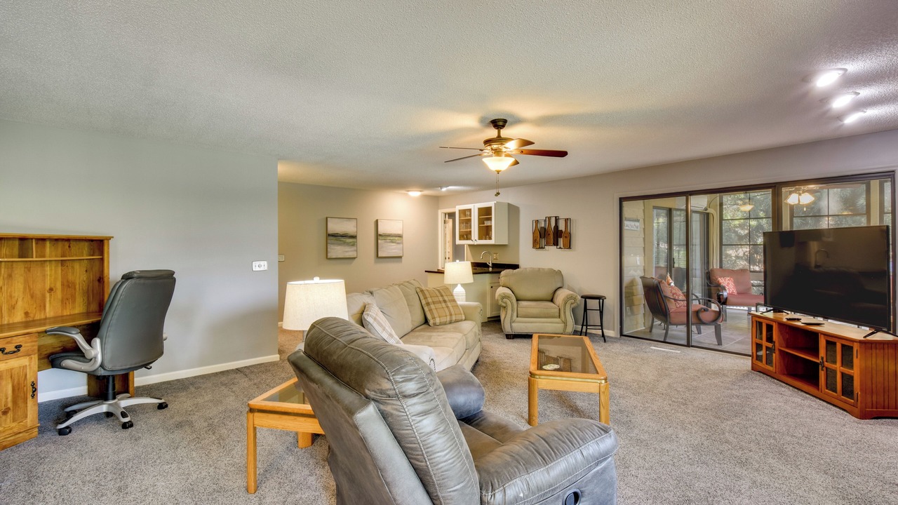 Photo of Livingroom in Salem