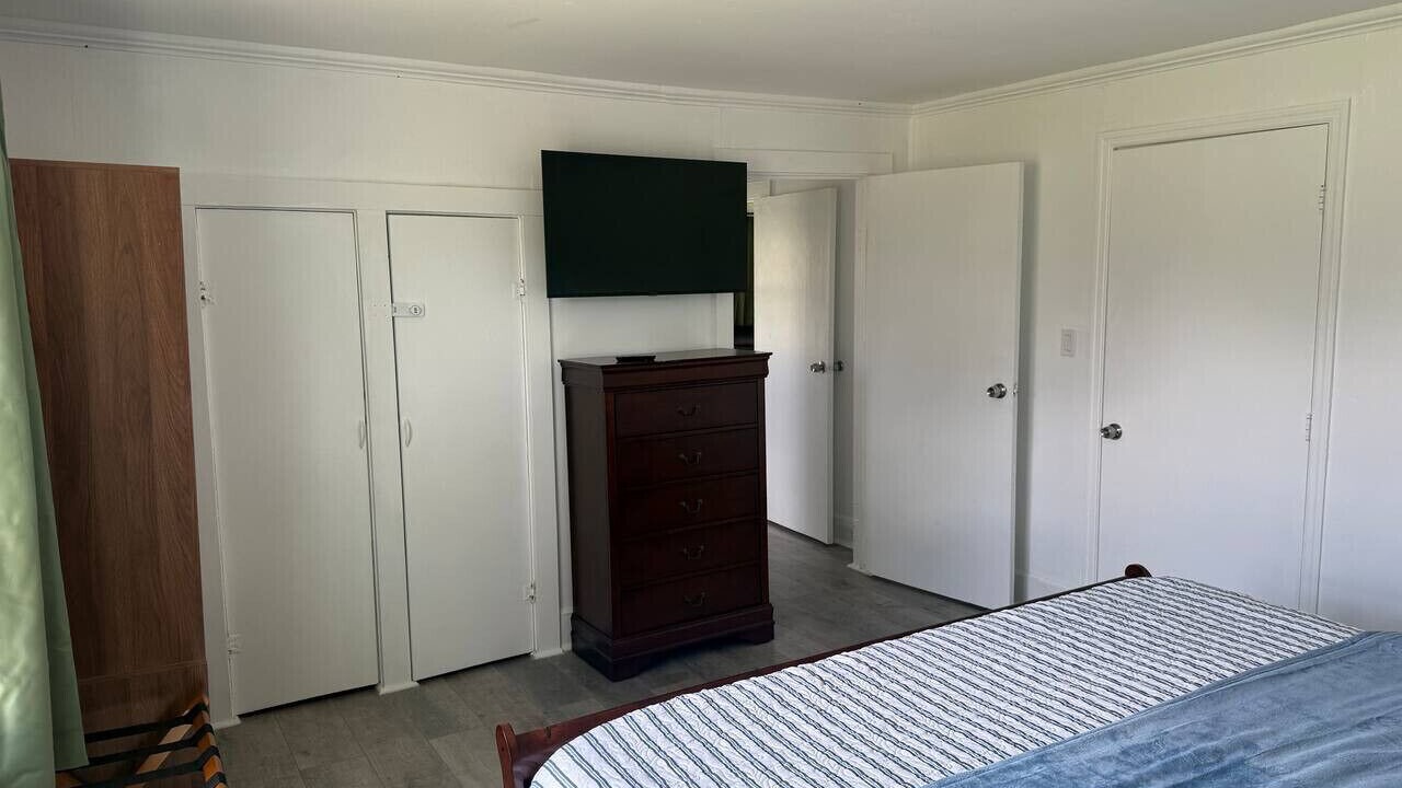 Photo of Bedroom in Arabi