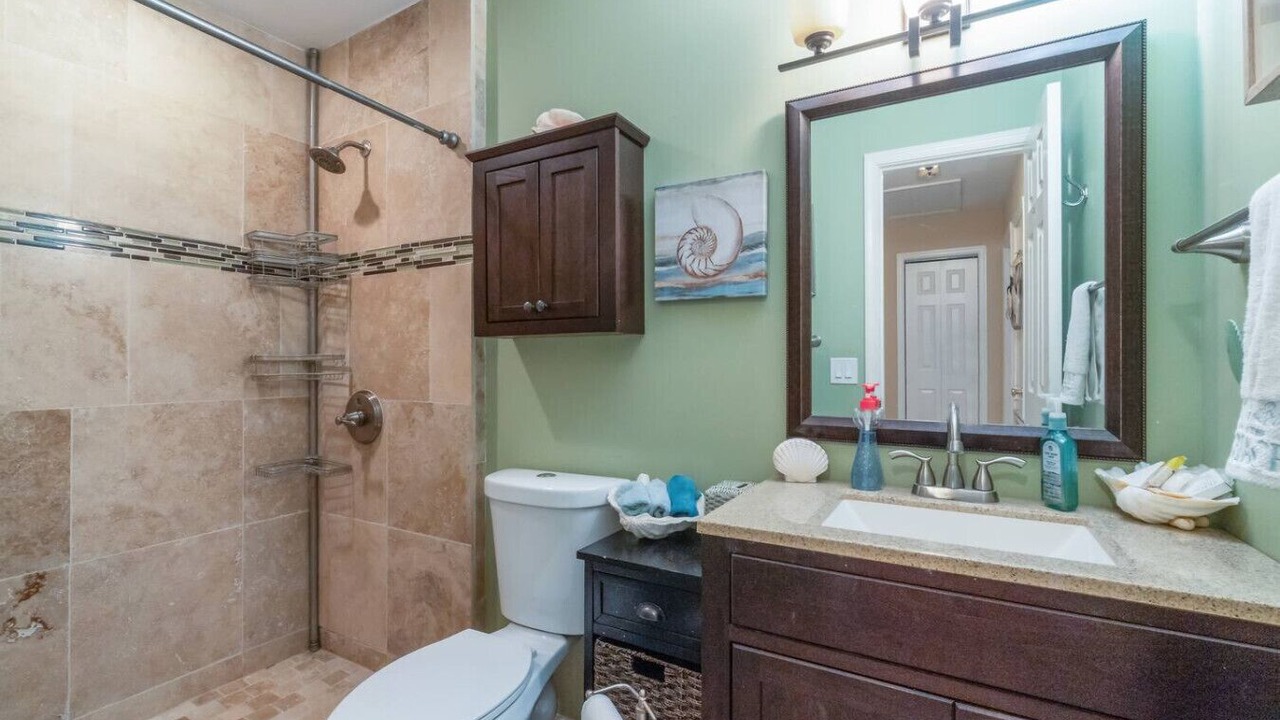 Photo of Bathroom in Ambersand Beach