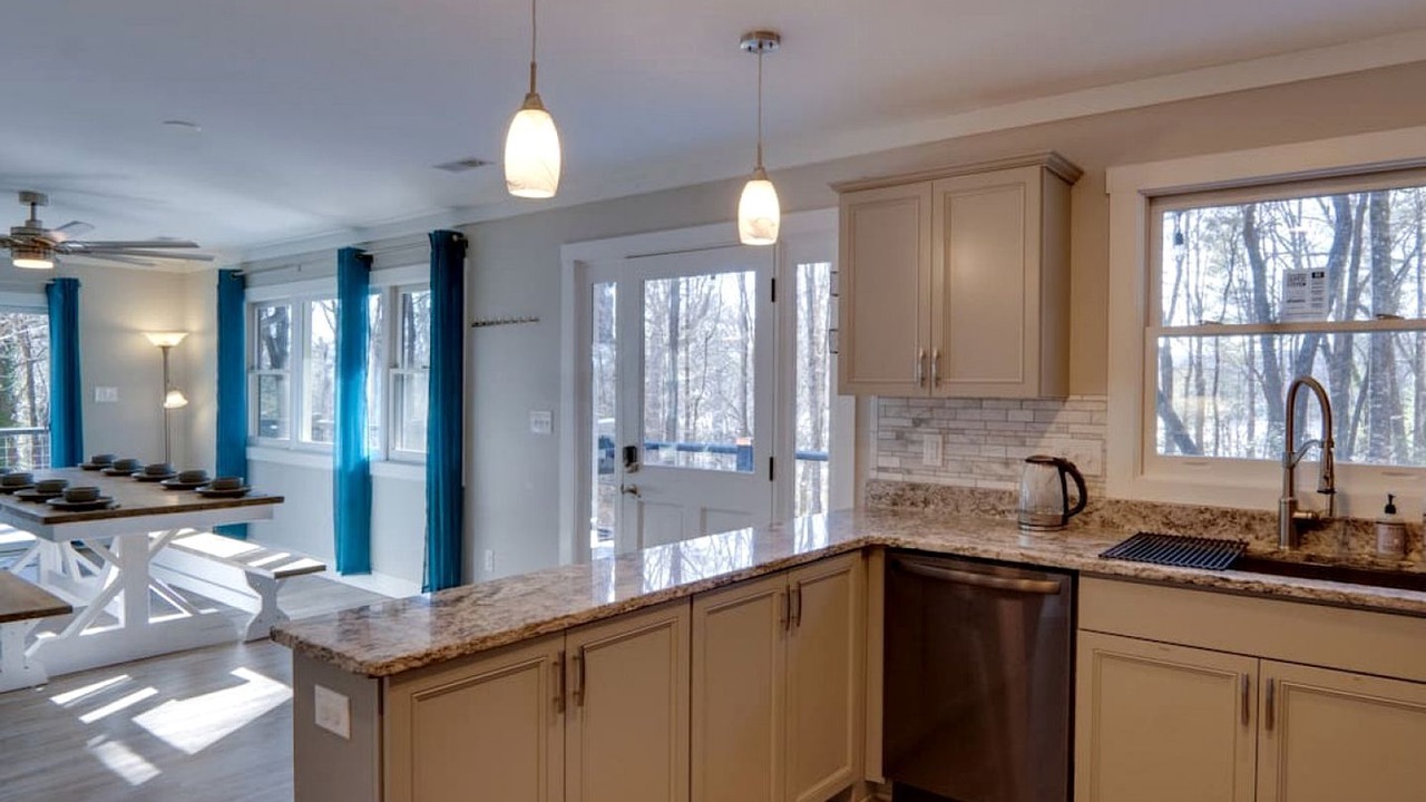 Photo of Kitchen in Lake Toxaway
