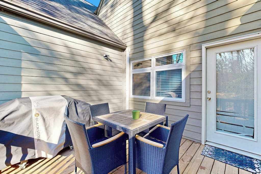 Photo of Outdoor in Sapphire