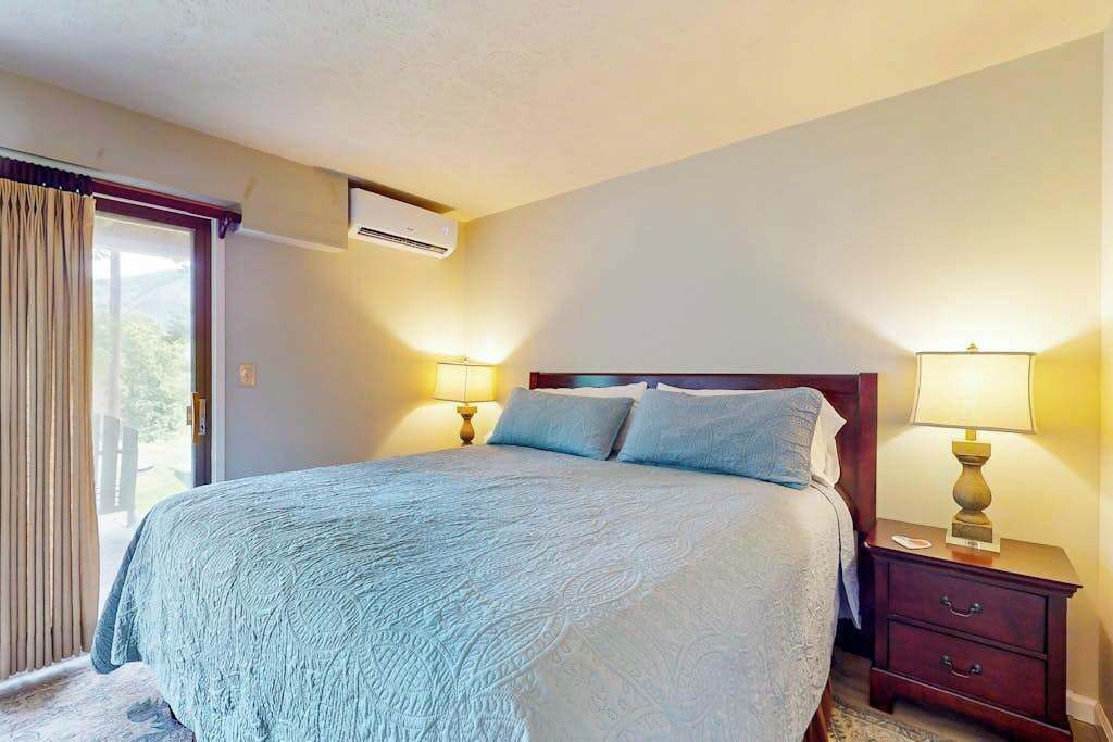 Photo of Bedroom in Sapphire