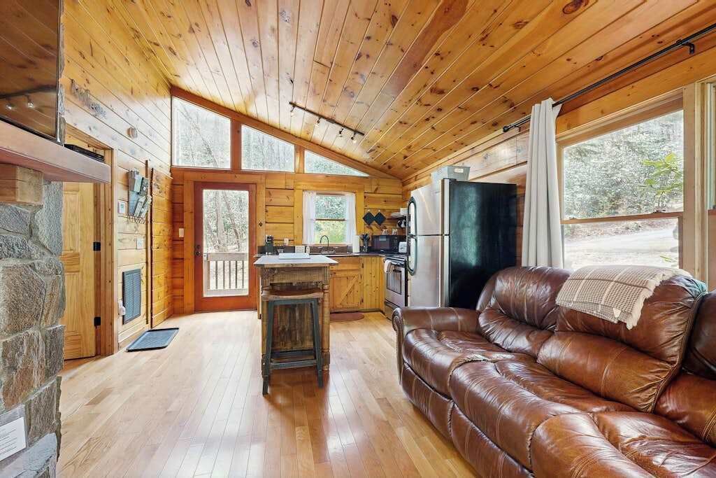 Photo of Livingroom in Topton