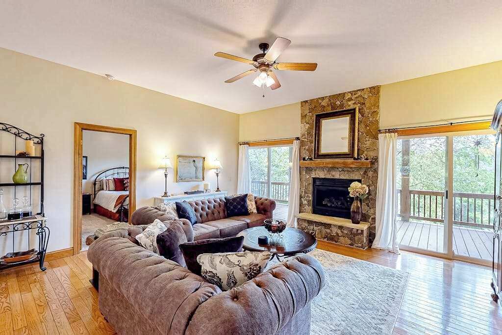 Photo of Livingroom in Whittier