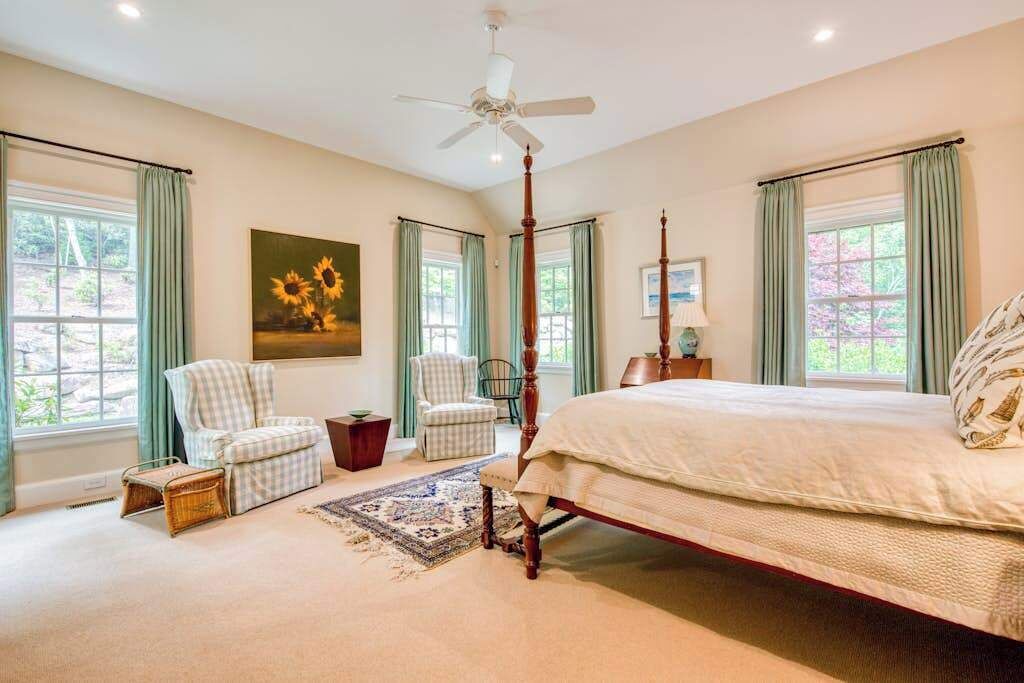 Photo of Bedroom in Lake Toxaway