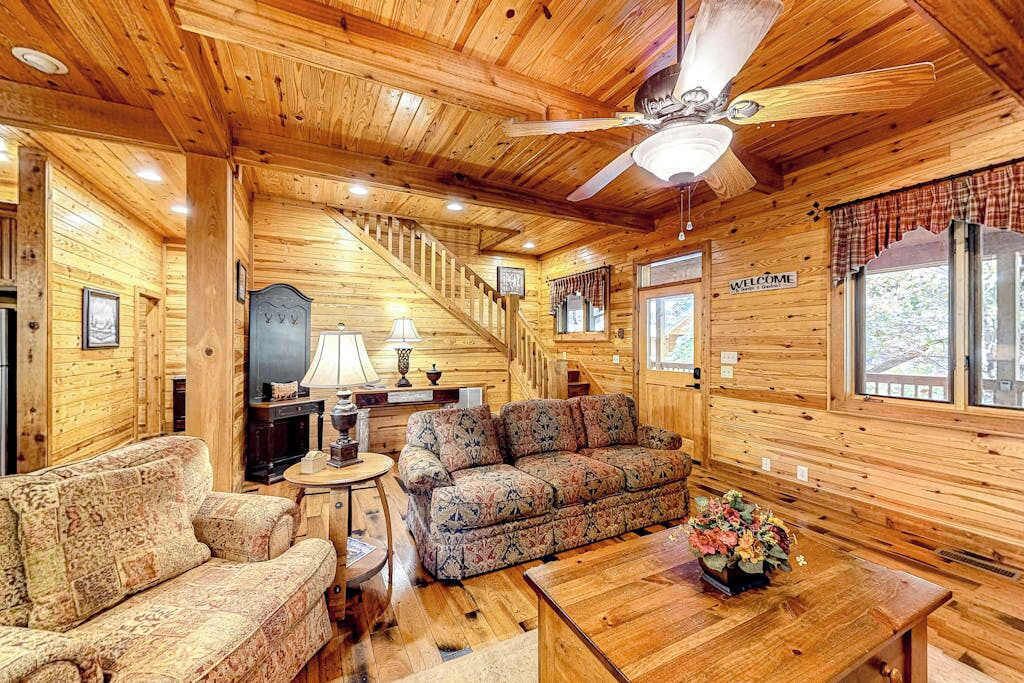 Photo of Livingroom in Tuckasegee