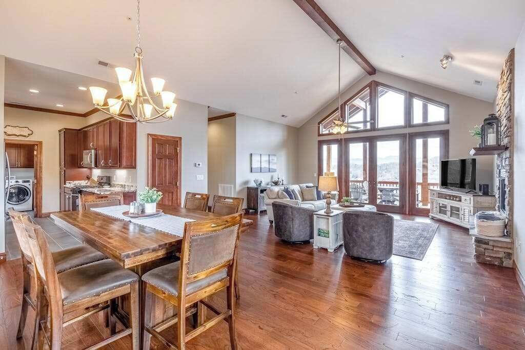 Photo of Livingroom in Whittier