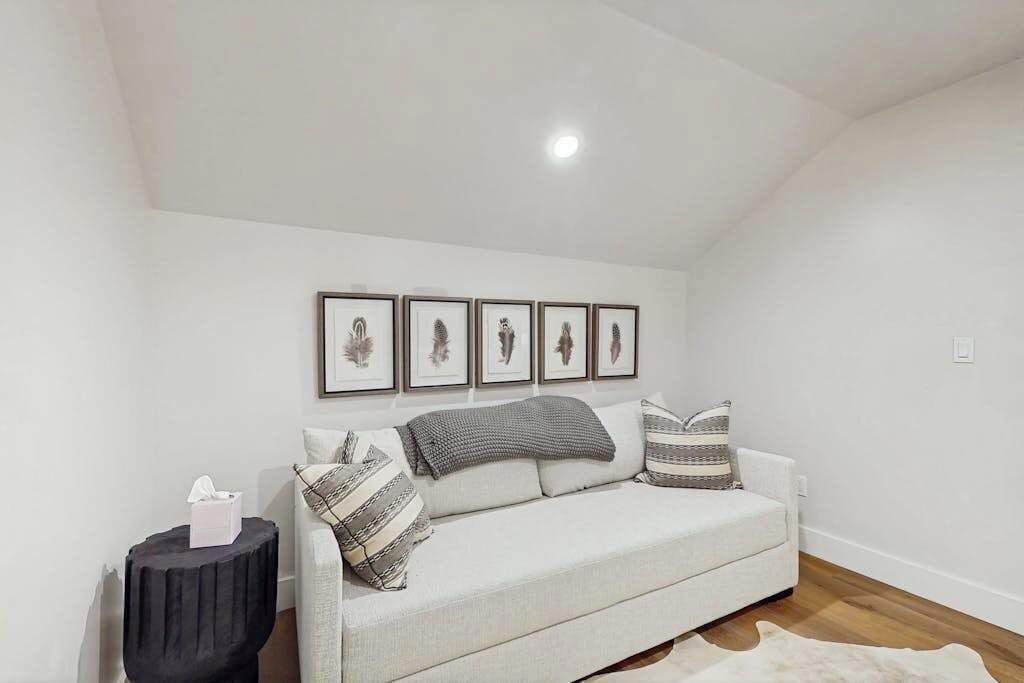 Photo of Livingroom in Cashiers