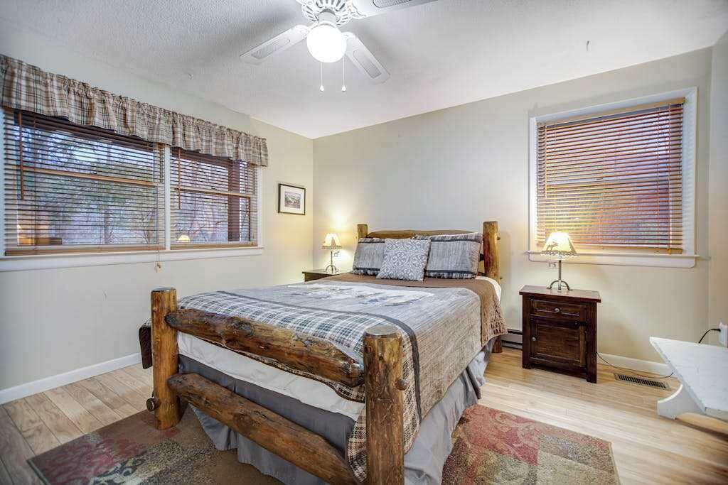 Photo of Bedroom in Cullowhee