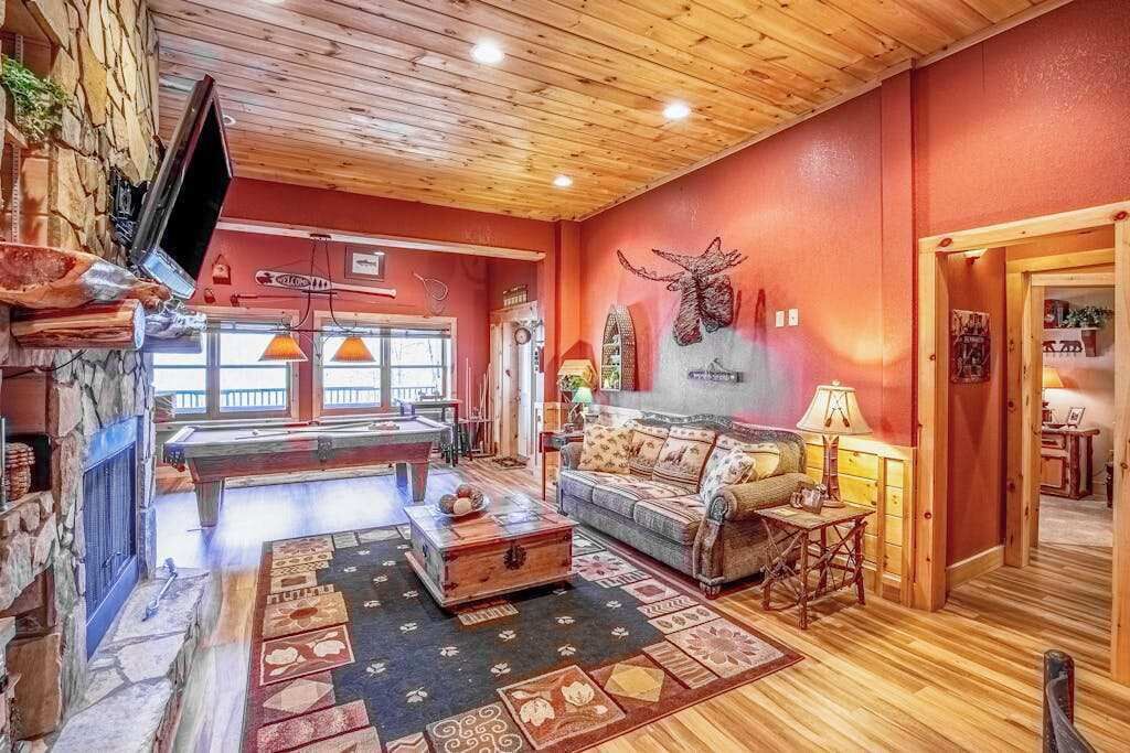 Photo of Livingroom in Whittier