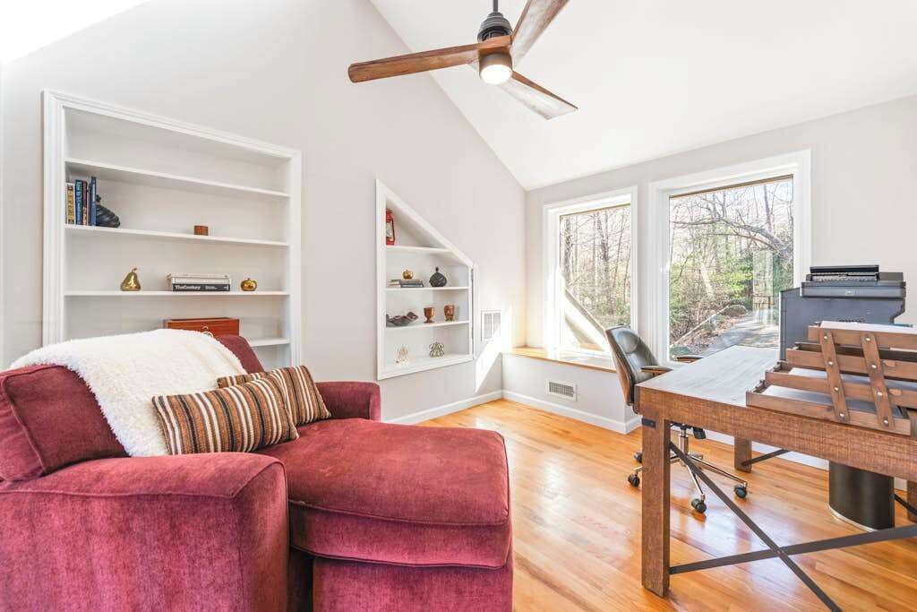 Photo of Livingroom in Brevard