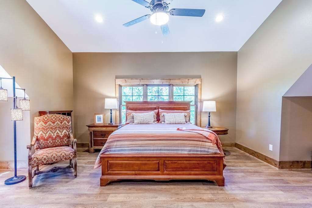 Photo of Bedroom in Glenville