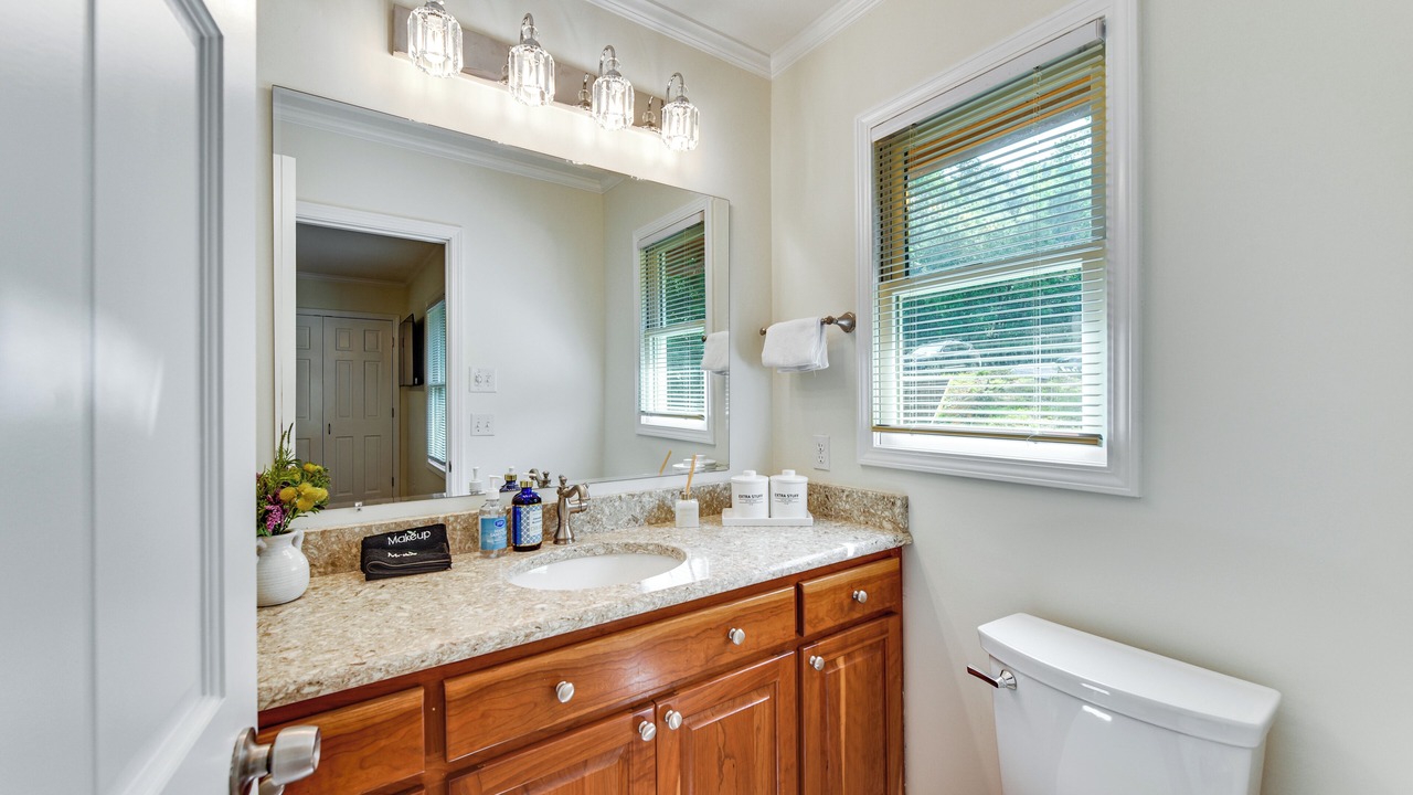 Photo of Bathroom in Bowling Green