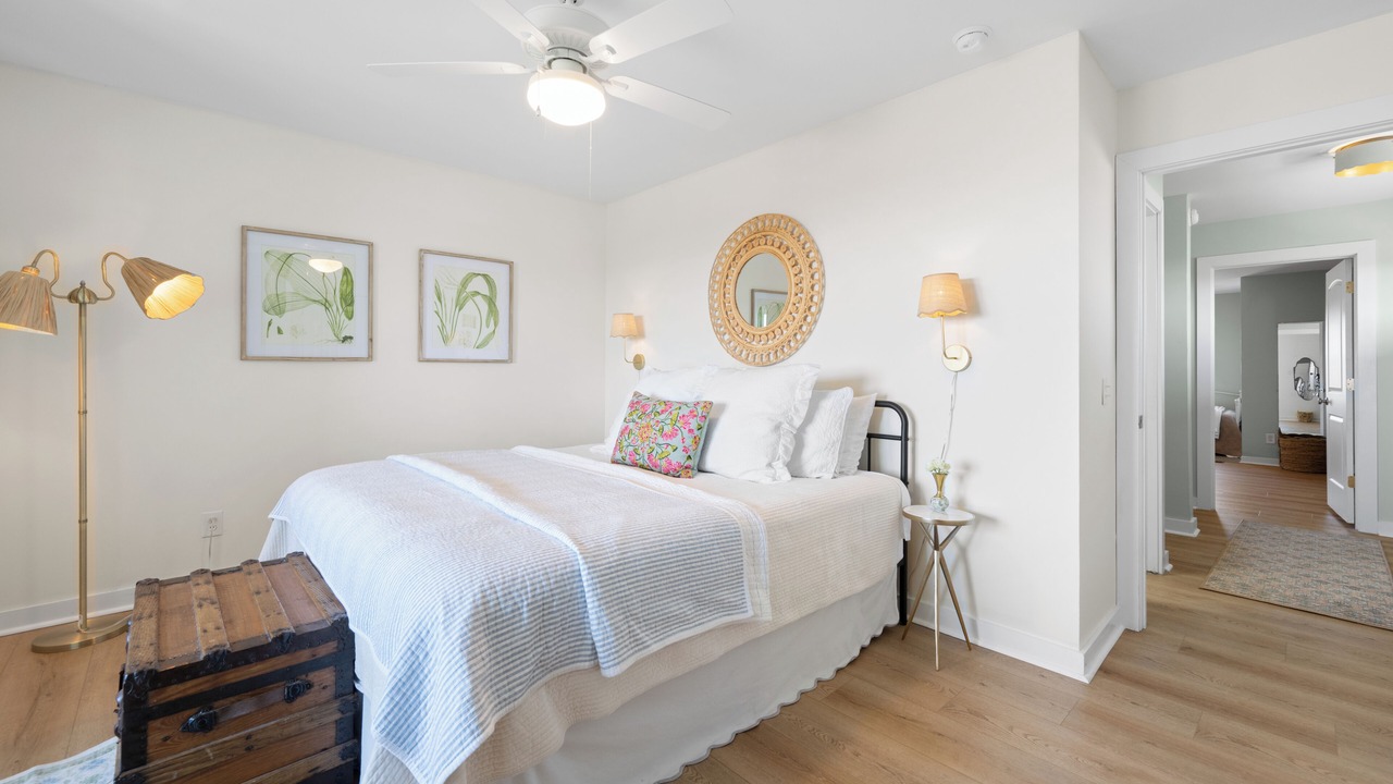 Photo of Bedroom in Oceanmarsh Subdivision