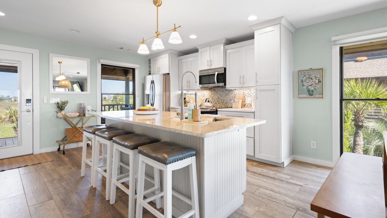 Photo of Kitchen in Oceanmarsh Subdivision