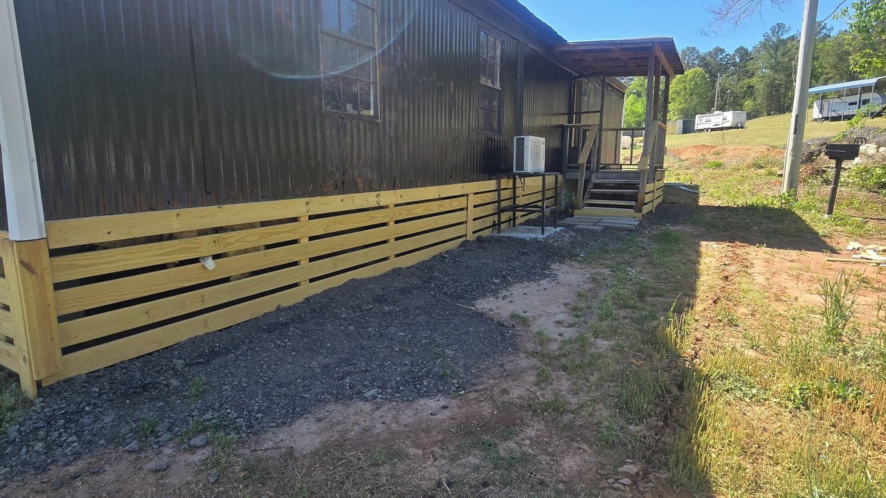 Photo of Outdoor in Seneca