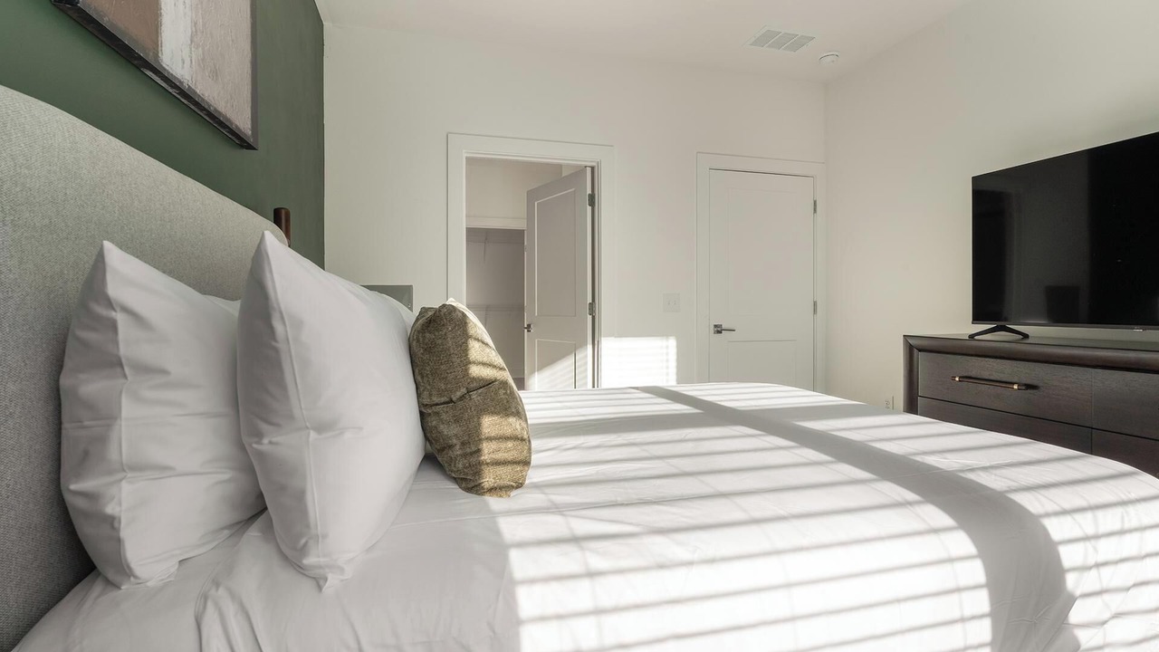 Photo of Bedroom in Laurel