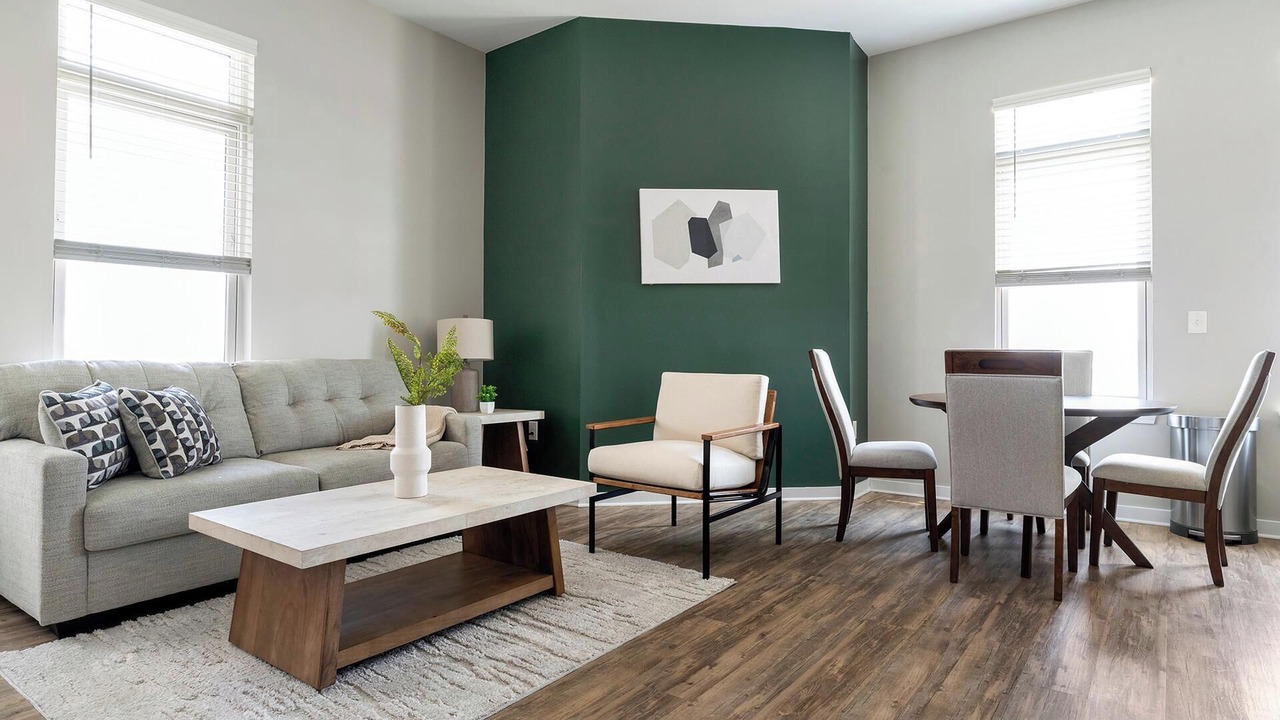 Photo of Livingroom in Yamacraw Village
