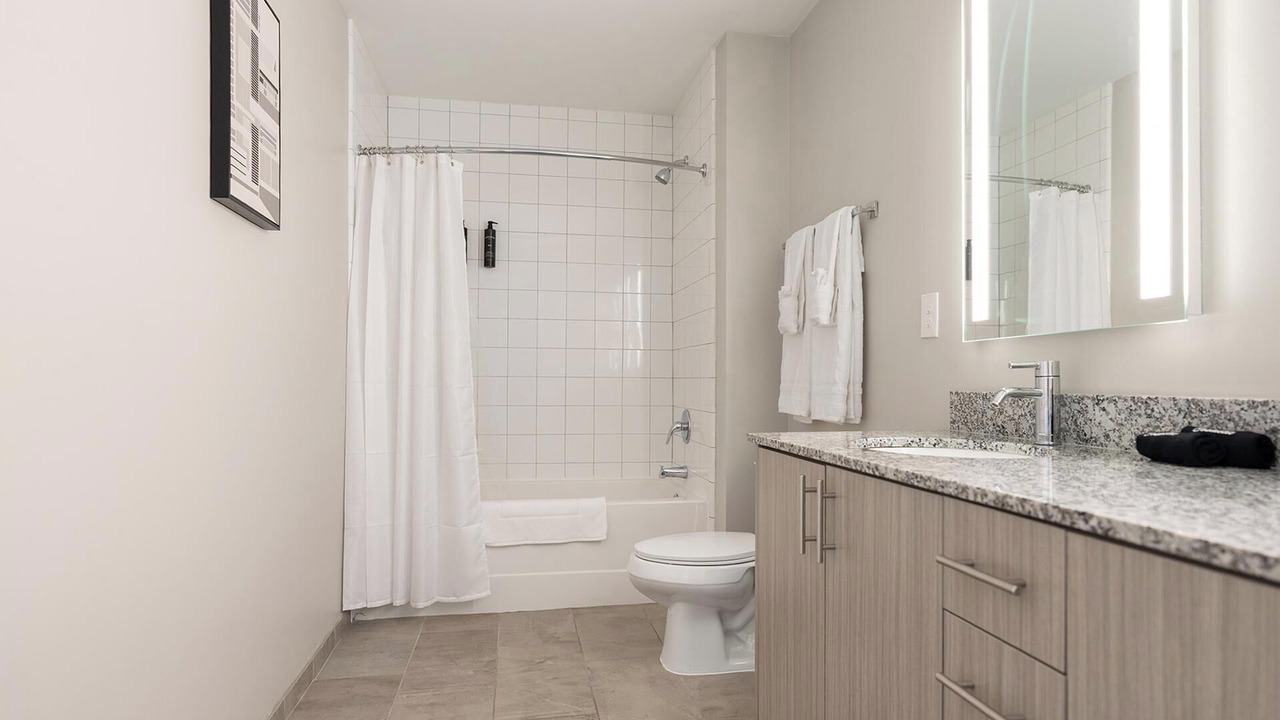 Photo of Bathroom in Yamacraw Village