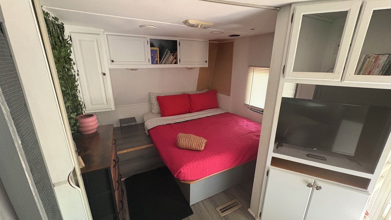 Photo of Bedroom in Seneca