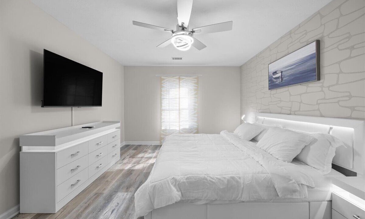 Photo of Bedroom in Evans