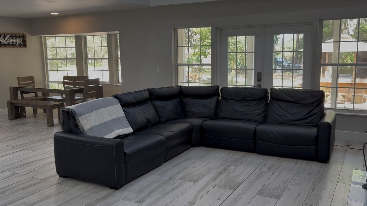 Photo of Livingroom in Wesley Chapel