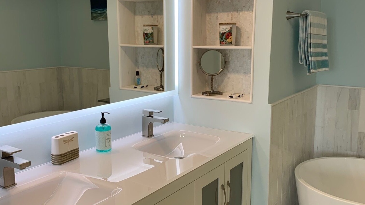 Photo of Bathroom in Moorings