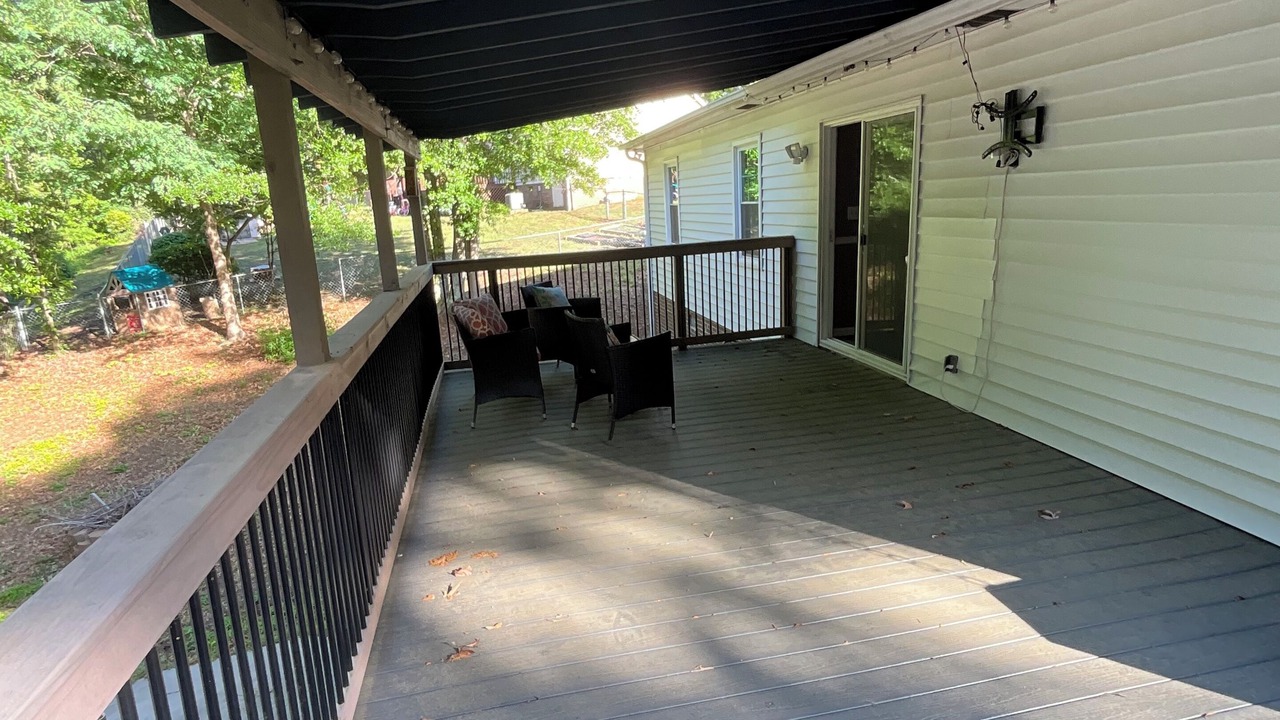 Photo of Patio Balcony in Taylors