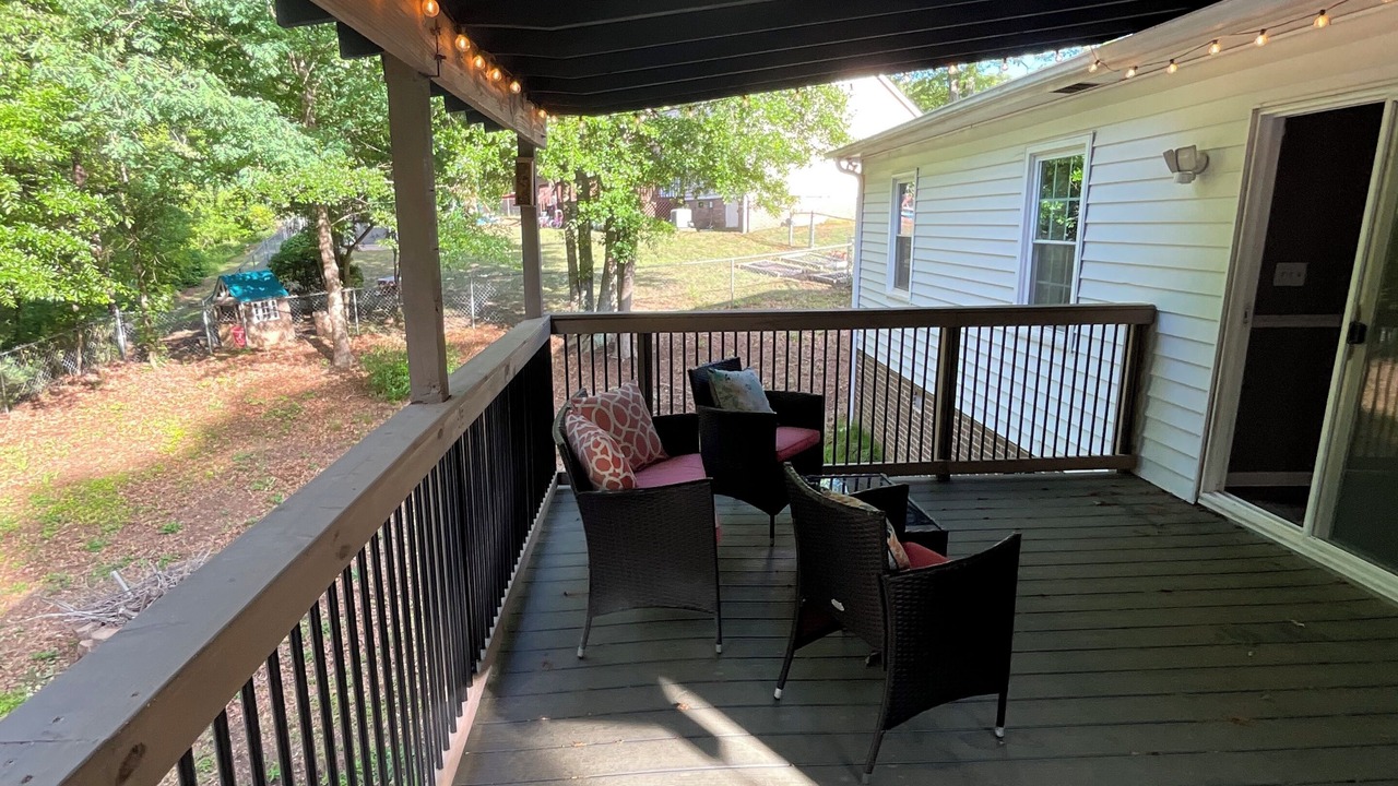 Photo of Patio Balcony in Taylors