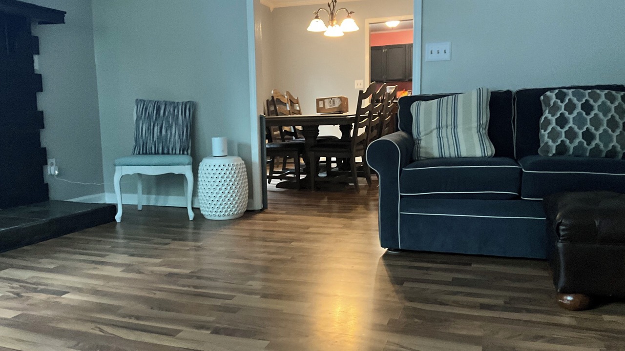 Photo of Livingroom in Taylors