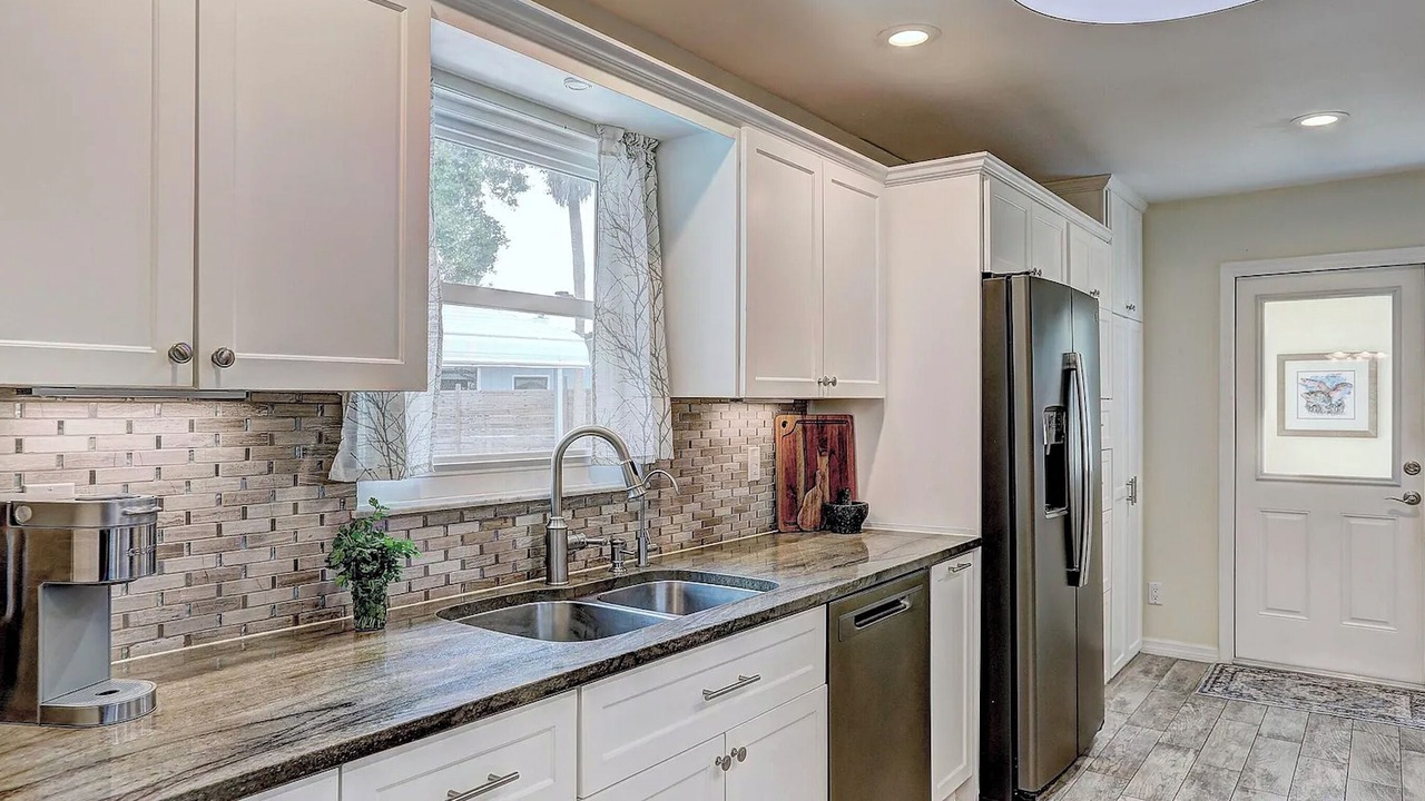 Photo of Kitchen in Sebastian Highlands