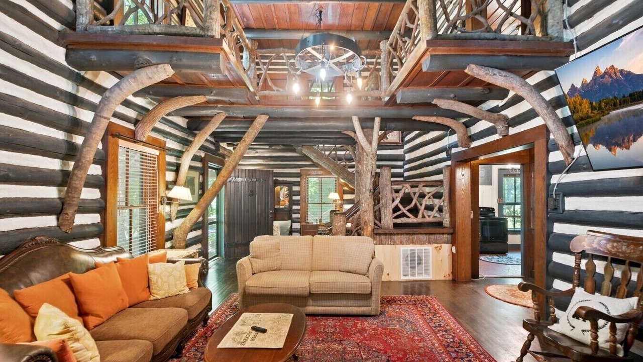 Photo of Bedroom in Rocky Bottom
