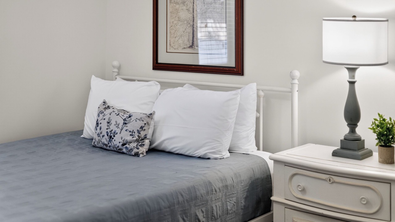 Photo of Bedroom in Whitemarsh Island