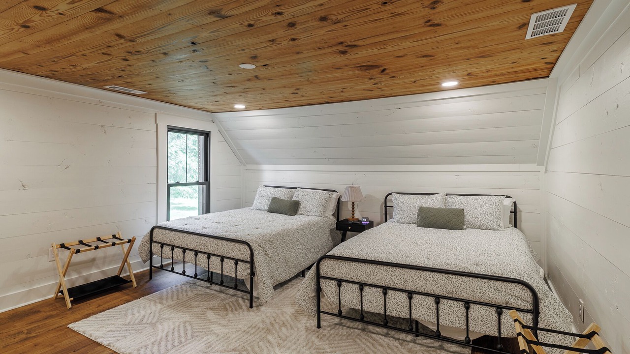 Photo of Bedroom in Watkinsville