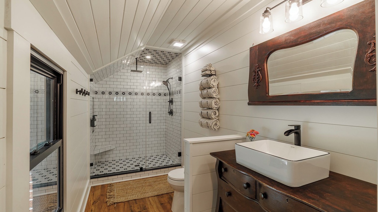 Photo of Bathroom in Watkinsville