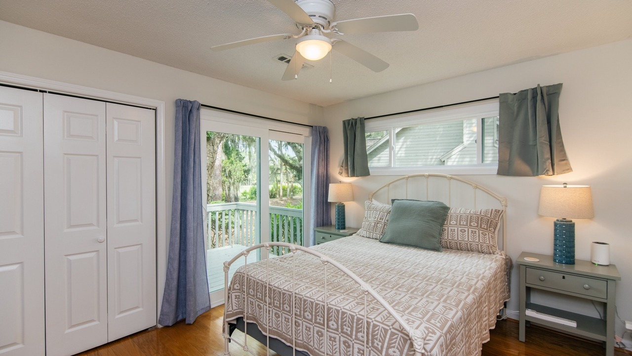 Photo of Bedroom in Oak Grove