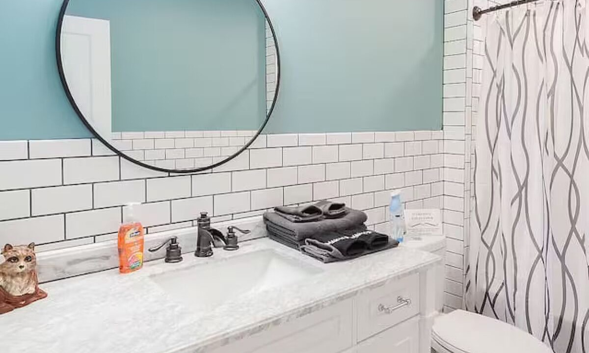 Photo of Bathroom in Central
