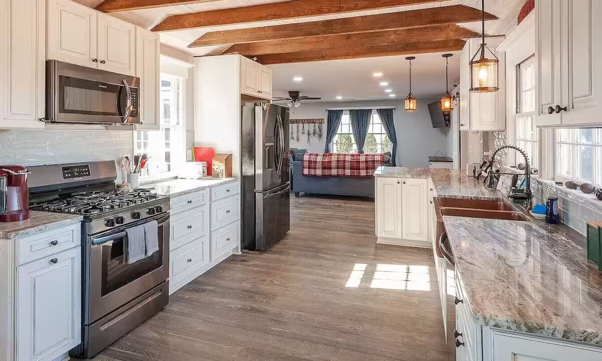 Photo of Kitchen in Central