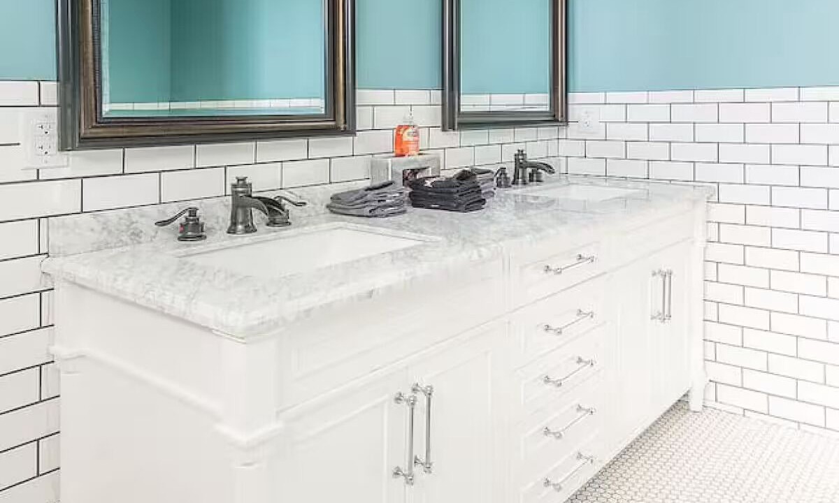 Photo of Bathroom in Central