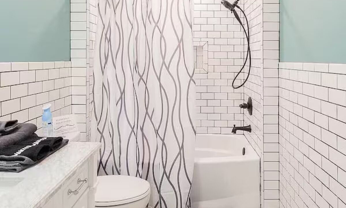 Photo of Bathroom in Central
