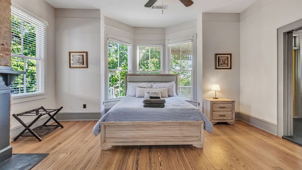 Photo of Bedroom in Savannah Victorian District