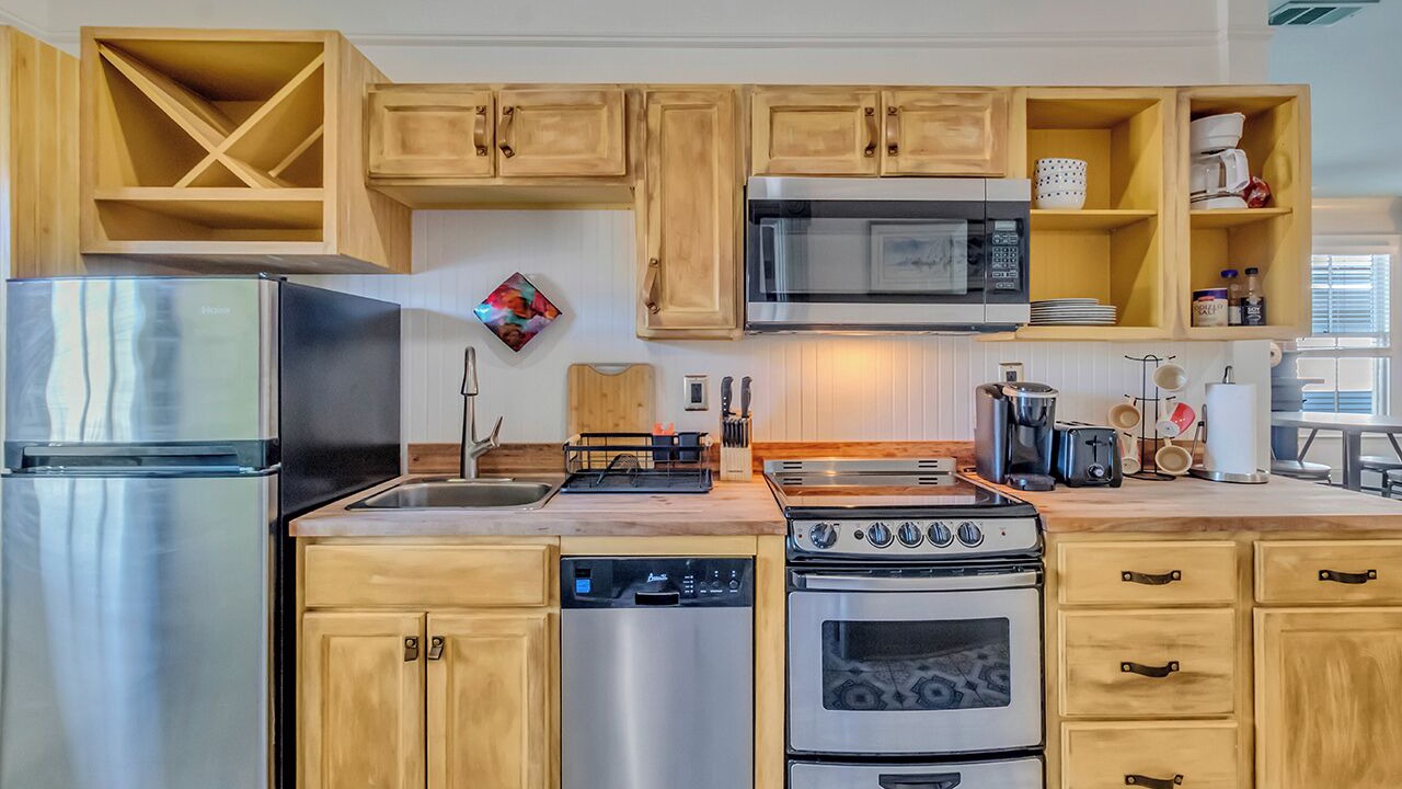Photo of Kitchen in Savannah Victorian District