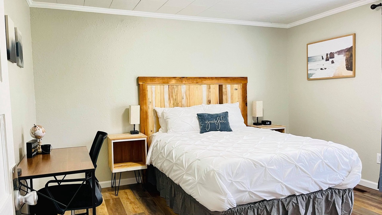 Photo of Bedroom in Lyons