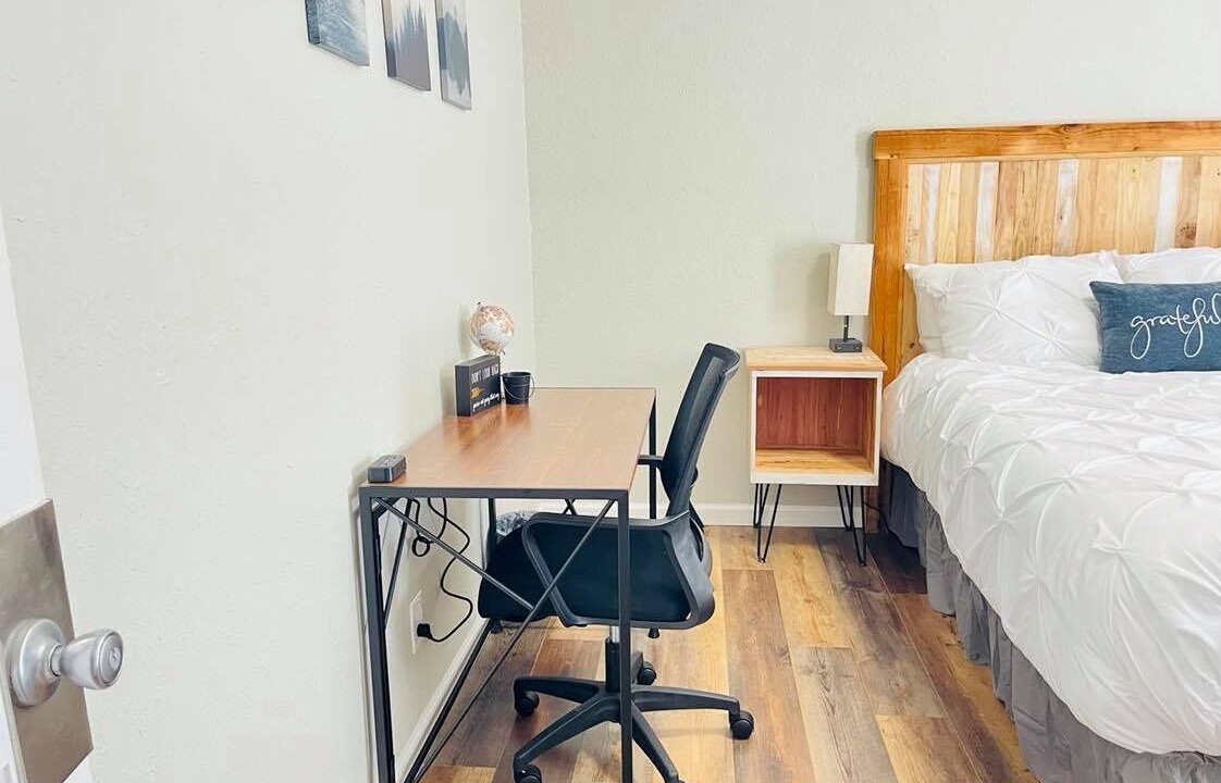 Photo of Bedroom in Lyons