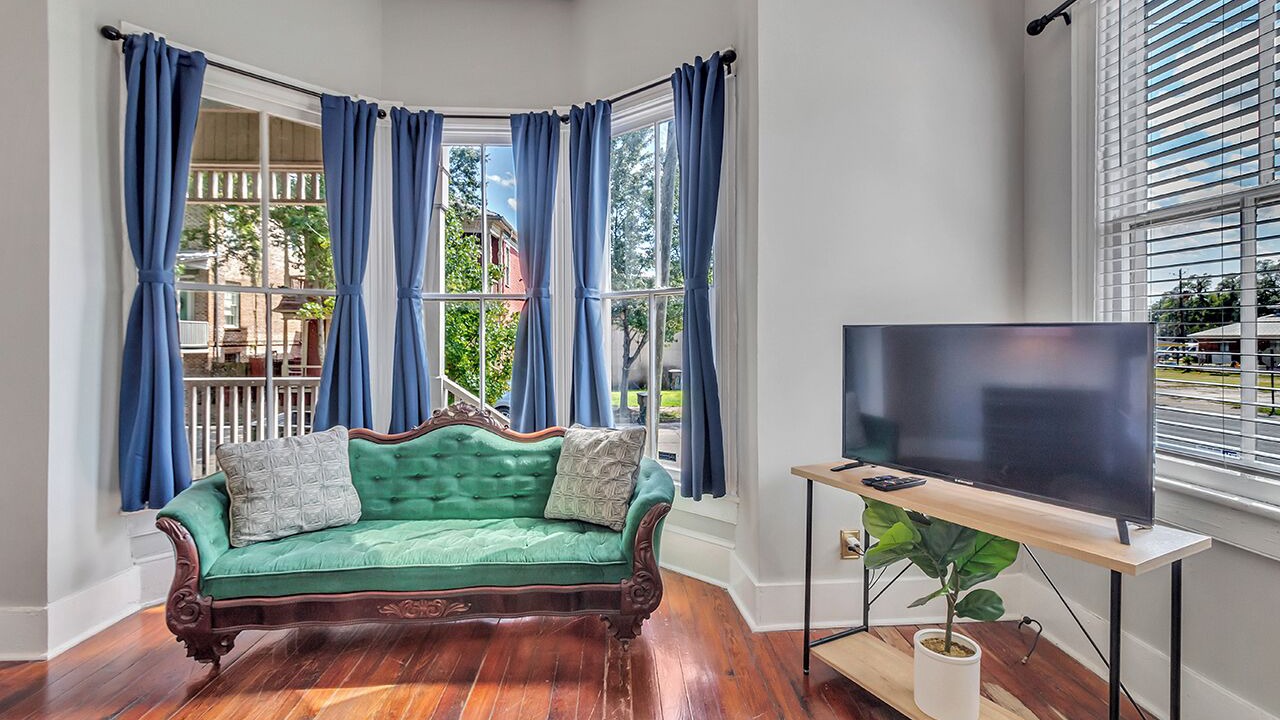 Photo of Livingroom in Savannah Victorian District